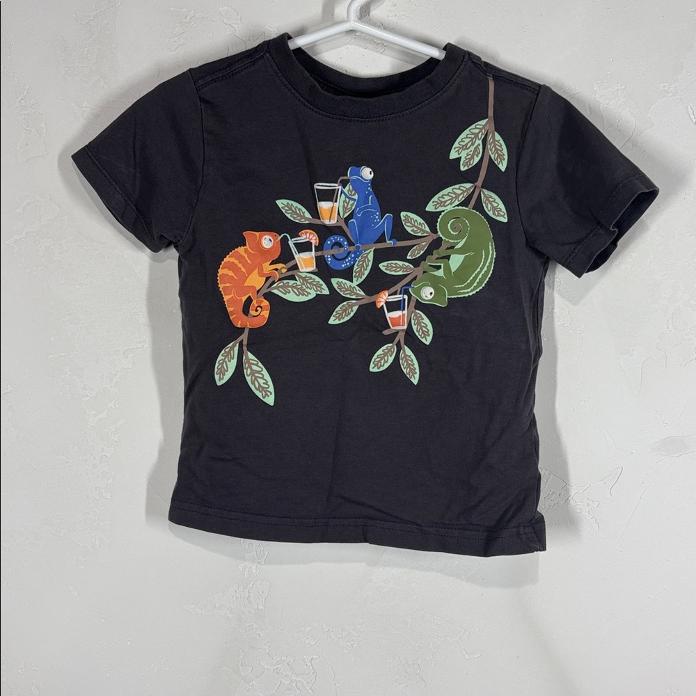 Tommy Bahama Gray Chameleon tee size 2T